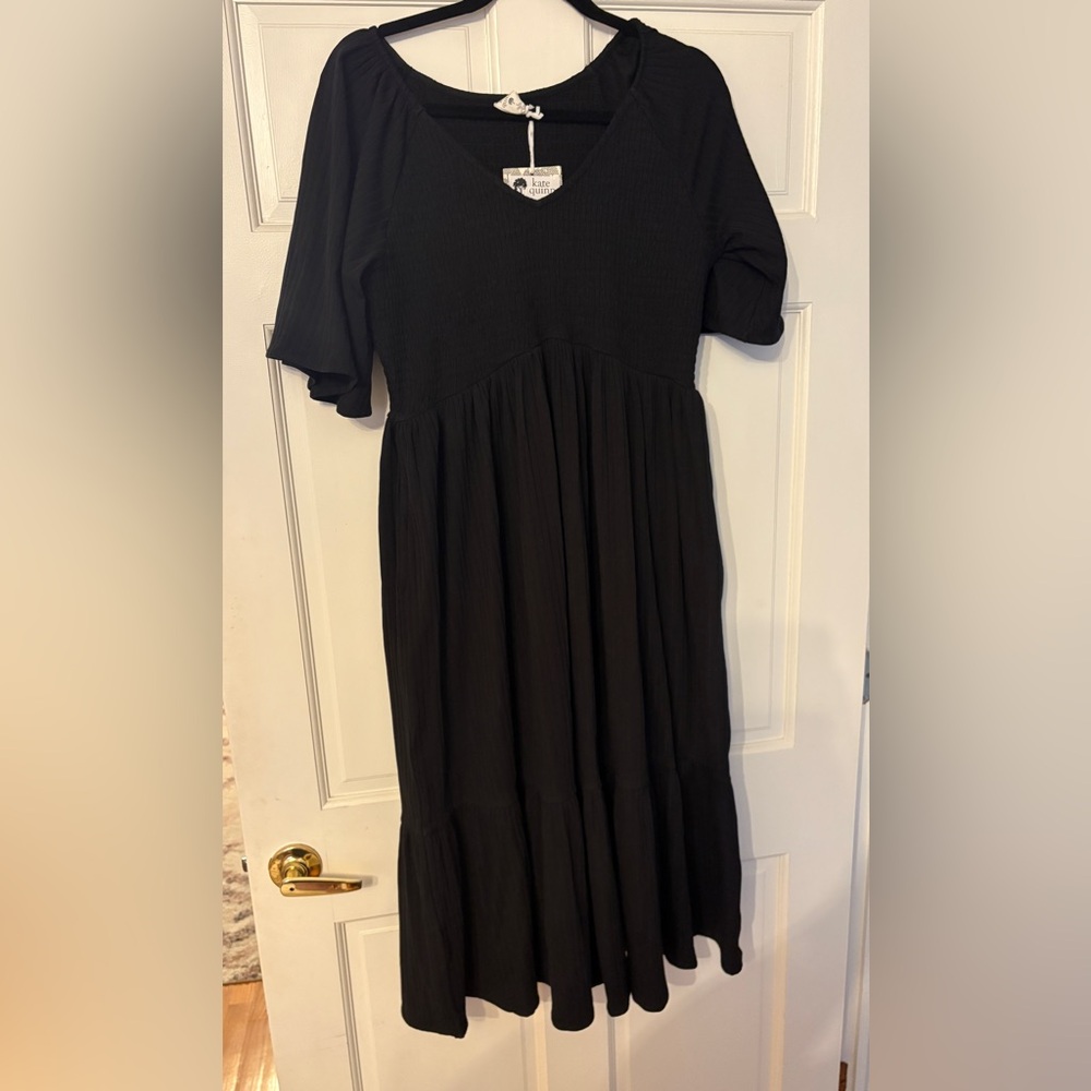 Kate Quinn Mama Women’s Dress - Rosette Midi Black Rib